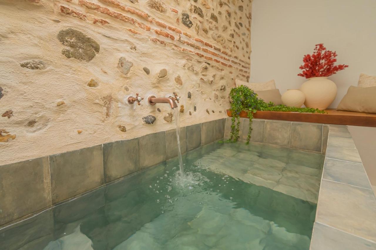 Casa De La Acequia By Florentia Homes Rumah percutian *