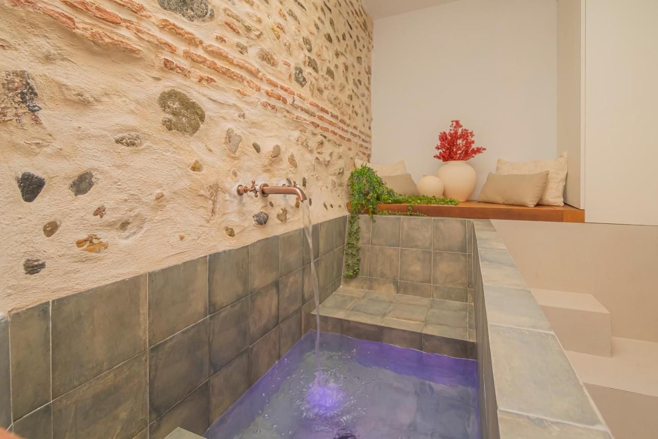 Casa De La Acequia By Florentia Homes Rumah percutian *
